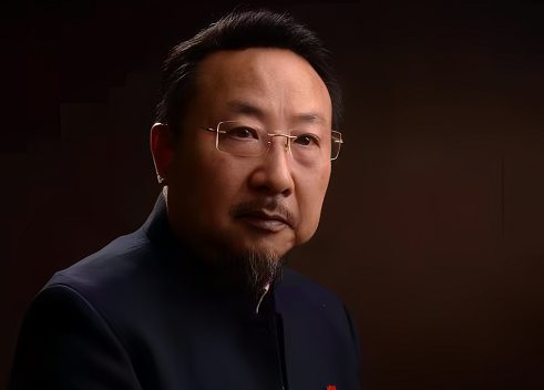 著大墨雄风 中华图腾——记